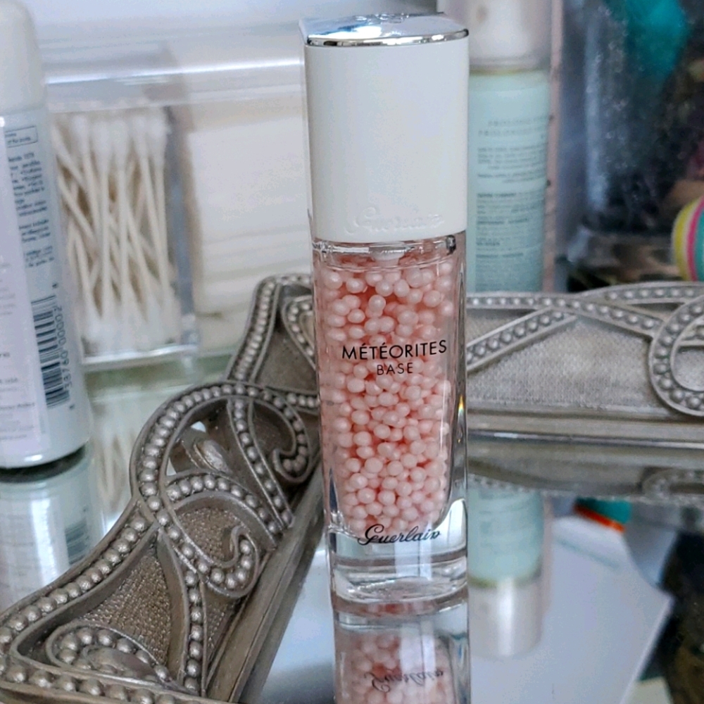 Guerlain Meteorites base